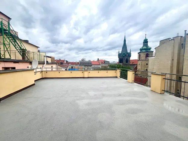 Pronájem bytu 2+kk, Praha - Nové Město, U půjčovny, 37 m2