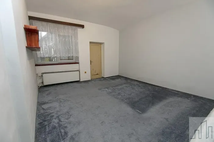 Prodej vícegeneračního domu, Lahošť, Švermova, 250 m2