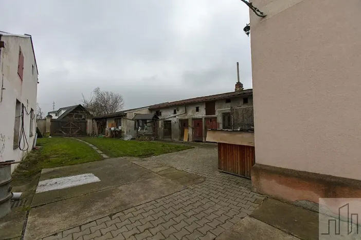 Prodej vícegeneračního domu, Lahošť, Švermova, 250 m2