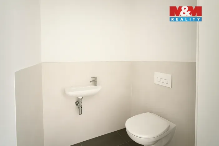 Pronájem bytu 2+kk, Praha - Letňany, Tupolevova, 58 m2