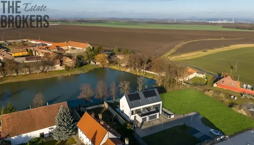 Prodej rodinného domu, Tursko, Jezdecká, 214 m2