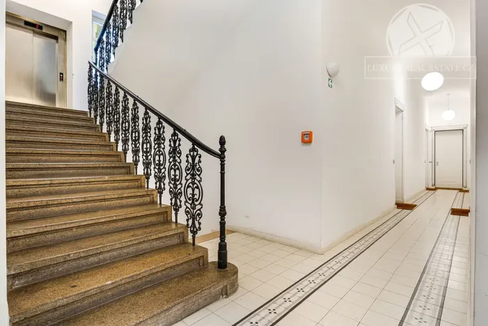 Prodej bytu 3+kk, Praha - Smíchov, Grafická, 69 m2