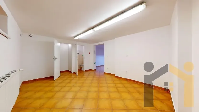 Pronájem obchodního prostoru, Praha - Hostivař, Hornoměcholupská, 88 m2