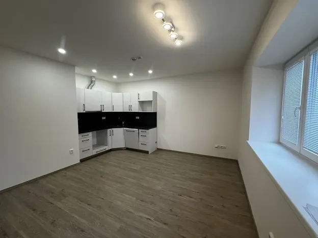 Pronájem bytu 2+kk, Plaňany, 44 m2