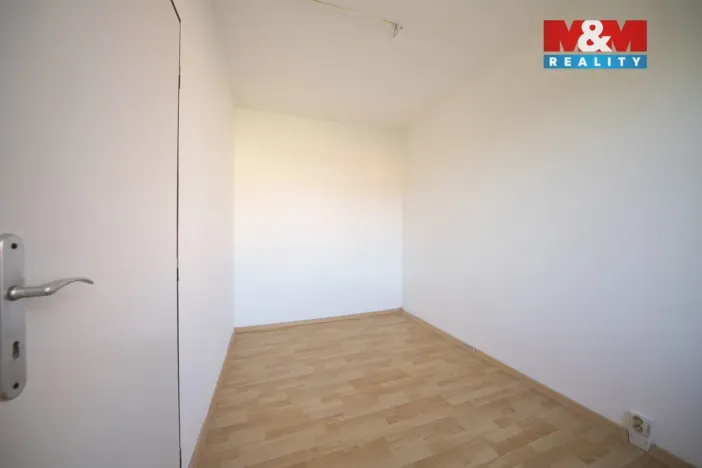 Prodej bytu 2+1, Děčín - Děčín V-Rozbělesy, Závodní, 43 m2