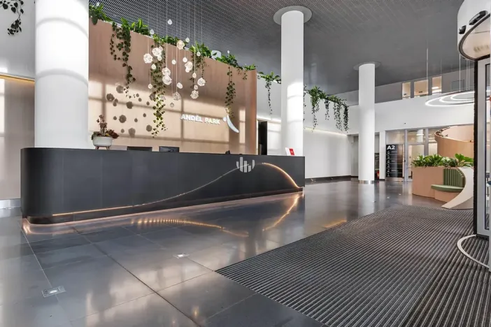 Pronájem kanceláře, Praha - Smíchov, Radlická, 790 m2