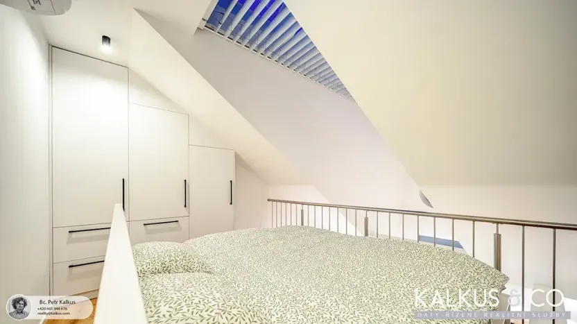 Pronájem bytu 2+kk, Hradec Králové, Eliščino nábřeží, 52 m2