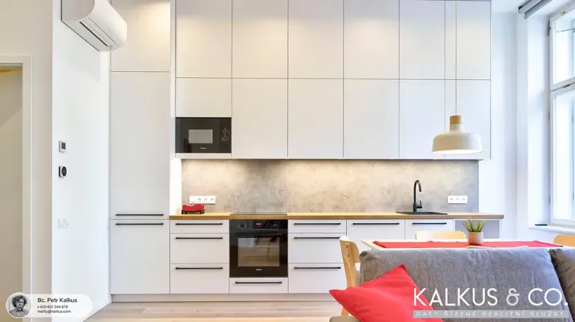 Pronájem bytu 2+kk, Hradec Králové, Eliščino nábřeží, 44 m2