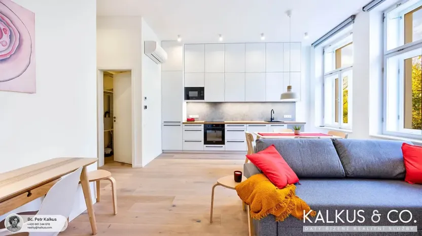 Pronájem bytu 2+kk, Hradec Králové, Eliščino nábřeží, 44 m2