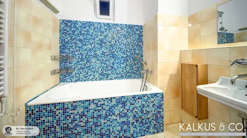 Pronájem bytu 3+kk, Hradec Králové, Smetanovo nábřeží, 70 m2