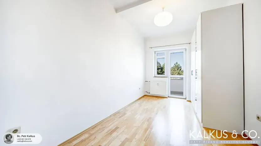 Pronájem bytu 3+kk, Hradec Králové, Smetanovo nábřeží, 70 m2