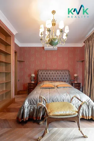 Prodej bytu 6+kk a větší, Karlovy Vary, U Imperiálu, 252 m2