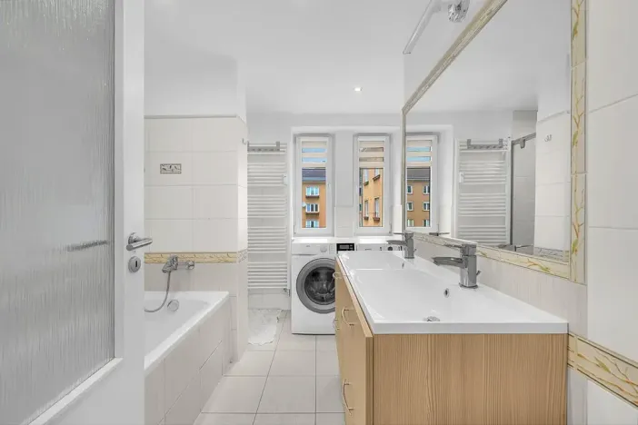 Prodej bytu 3+1, Trutnov, Bendlova, 74 m2