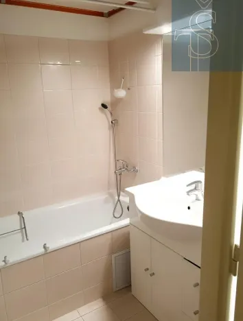 Pronájem bytu 2+1, Praha - Krč, Kremličkova, 55 m2