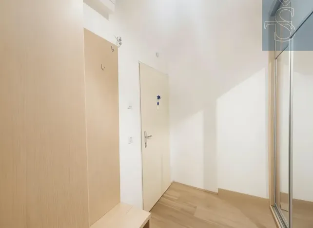 Pronájem bytu 2+1, Praha - Krč, Kremličkova, 55 m2