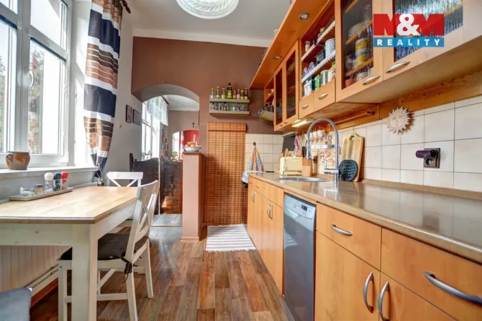 Prodej činžovního domu, Hostinné, Horská, 408 m2