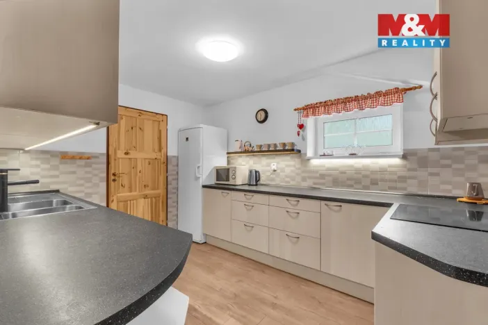 Prodej rodinného domu, Vysoké nad Jizerou, Staroveská, 181 m2