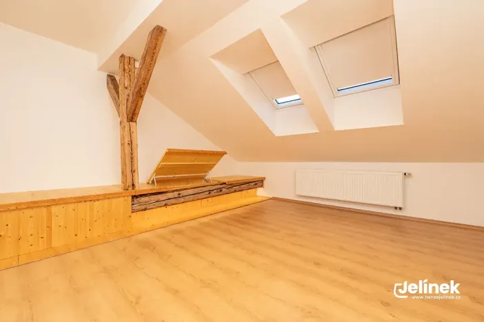 Pronájem bytu 5+kk, Polička, Nádražní, 160 m2