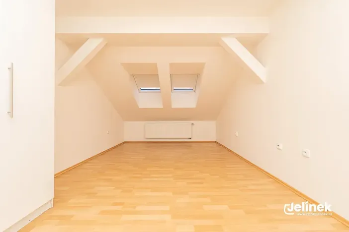 Pronájem bytu 5+kk, Polička, Nádražní, 160 m2