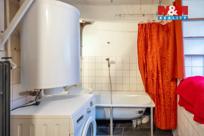 Prodej činžovního domu, Husinec, P. Chelčického, 167 m2