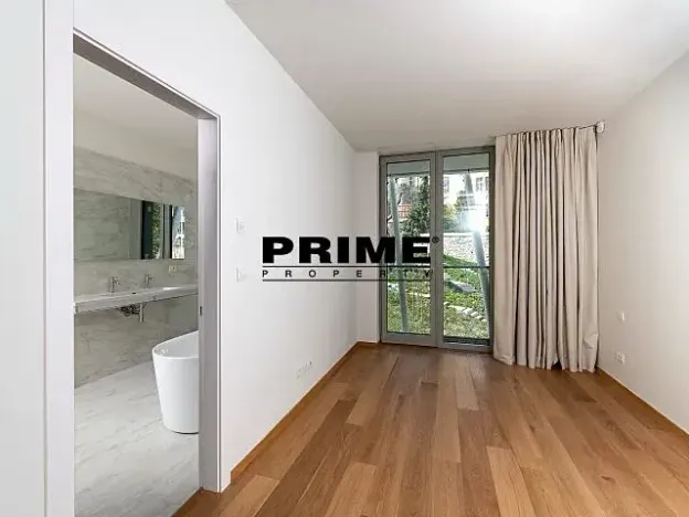 Pronájem bytu 4+kk, Praha - Smíchov, Holečkova, 178 m2