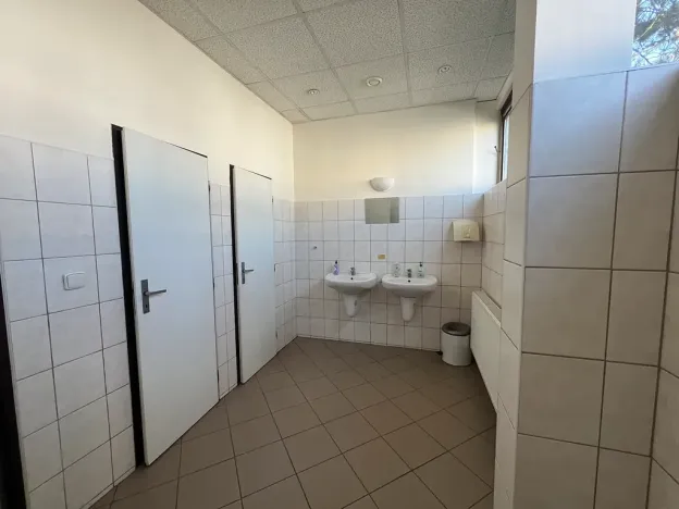 Pronájem kanceláře, Hradec Králové, Ječná, 67 m2