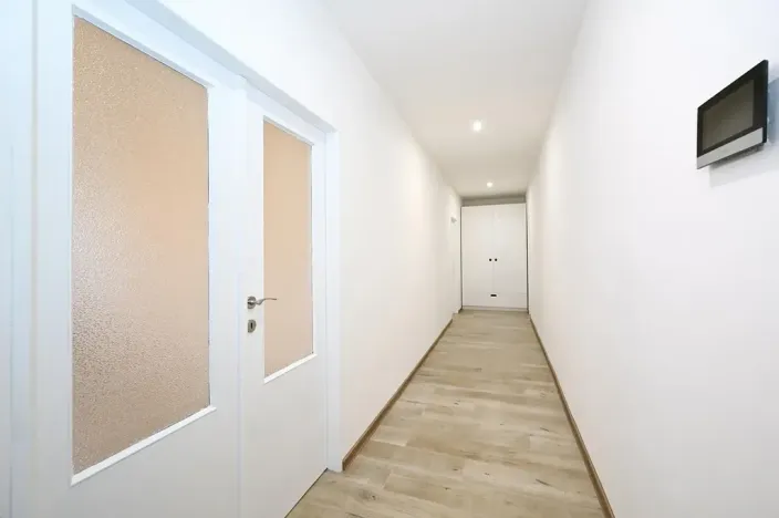 Pronájem bytu 2+kk, Praha - Smíchov, Kroftova, 58 m2