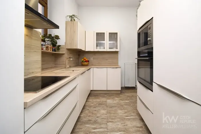 Prodej bytu 2+1, Plzeň, Na Roudné, 102 m2