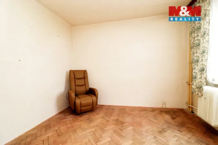 Prodej bytu 2+1, Karlovy Vary - Stará Role, Dvořákova, 58 m2