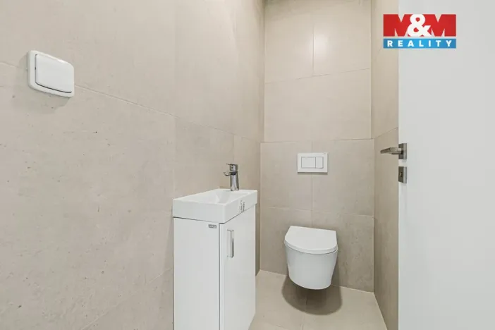 Pronájem rodinného domu, Kluky - Nová Lhota, 118 m2