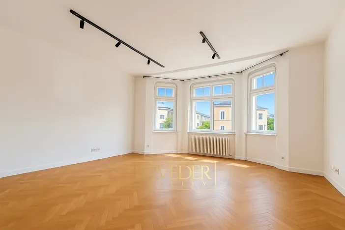 Pronájem atypického bytu, Teplice, J. V. Sládka, 134 m2