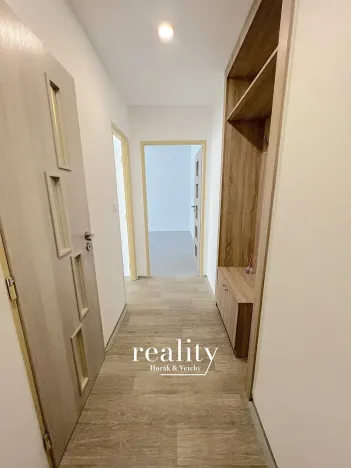 Pronájem bytu 1+1, Znojmo, Čermákova, 37 m2