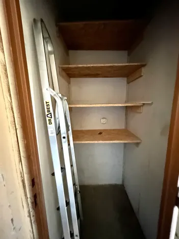 Pronájem bytu 2+kk, Praha - Prosek, Vysočanská, 43 m2