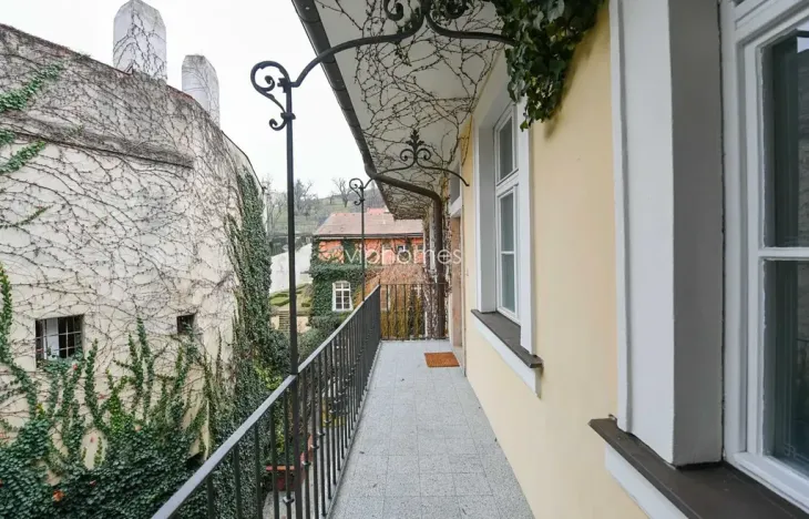 Pronájem bytu 4+1, Praha - Malá Strana, Vlašská, 170 m2