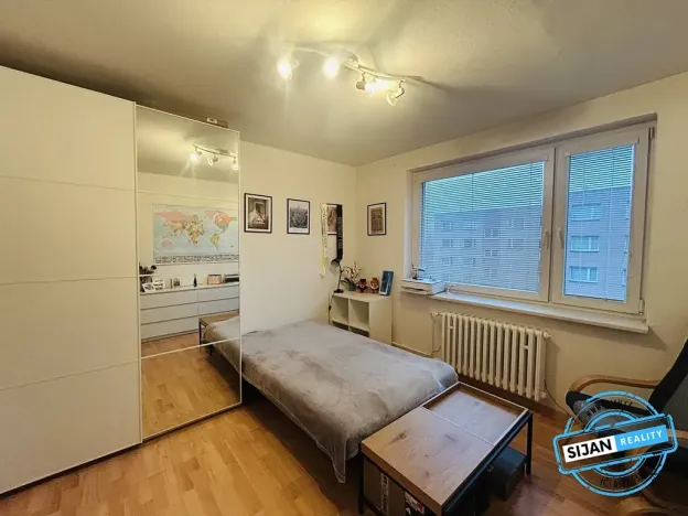 Prodej bytu 4+1, Krnov, Sovova, 90 m2