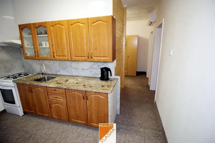 Pronájem bytu 2+1, Kadaň, Chomutovská, 56 m2