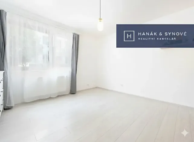 Pronájem bytu 2+kk, Rosice, Karla IV., 70 m2