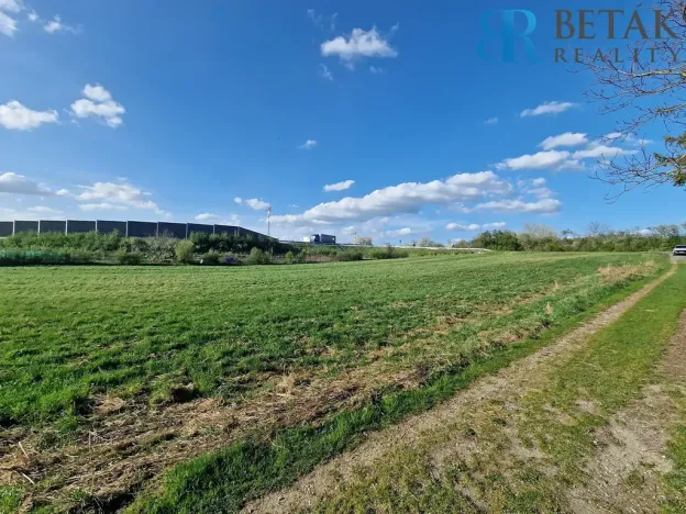 Prodej komerčního pozemku, Přerov, Žernava, 4309 m2