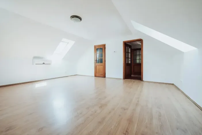 Prodej rodinného domu, Kelč, 320 m2