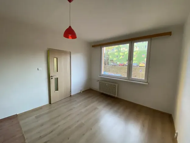 Pronájem bytu 2+kk, Jablonec nad Nisou, Lužická, 37 m2