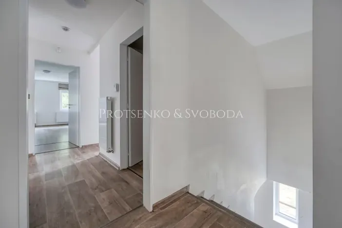 Prodej apartmánu, Prosečné, 349 m2