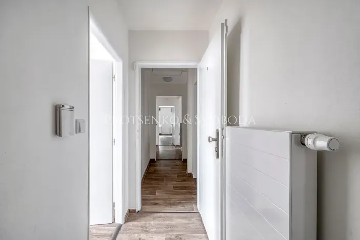 Prodej apartmánu, Prosečné, 349 m2