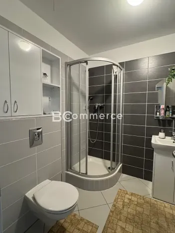 Pronájem kanceláře, Brno, U Leskavy, 92 m2