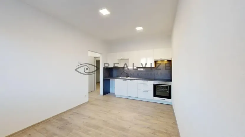 Pronájem bytu 2+kk, České Budějovice, Puklicova, 32 m2