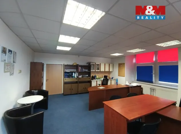 Pronájem výrobních prostor, Hradec Králové, U Jednoty, 350 m2