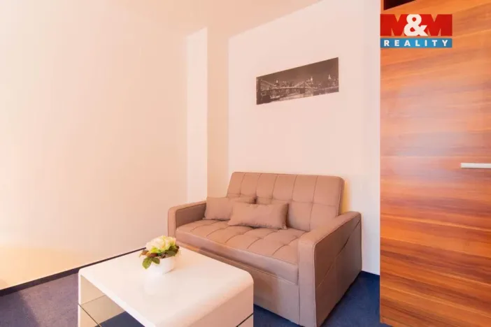 Prodej bytu 1+1, Frymburk, 42 m2