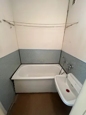 Prodej bytu 2+1, Opava, Olomoucká, 49 m2