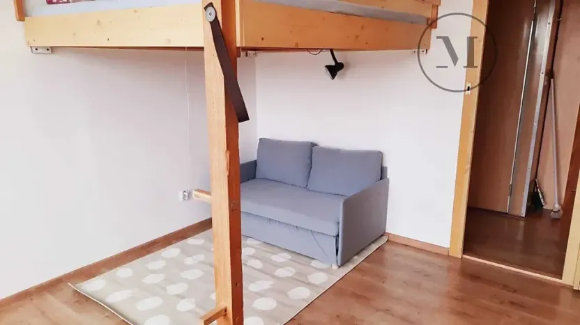 Pronájem bytu 2+kk, Velešín, Nad Cihelnou, 42 m2