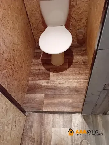 Prodej bytu 1+1, Chomutov, Holešická, 42 m2