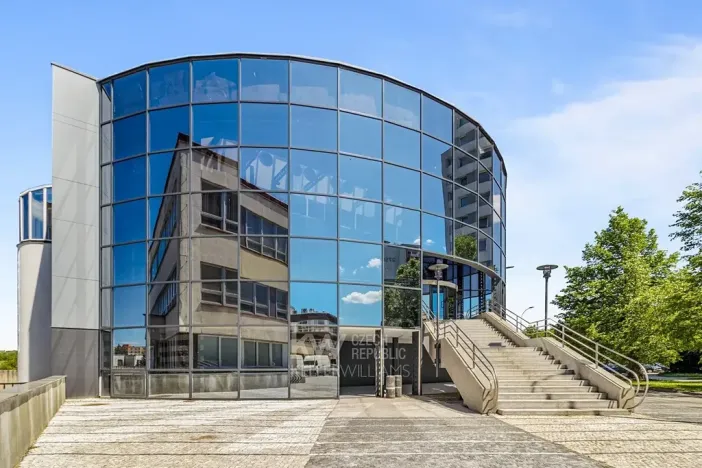 Pronájem kanceláře, Tábor, Berlínská, 1073 m2